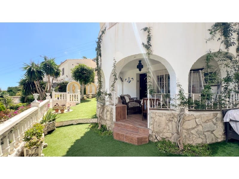 4 chambre Villa/Maison à vendre à Calpe / Calp avec piscine - 650 000 € (Ref: 9311306)