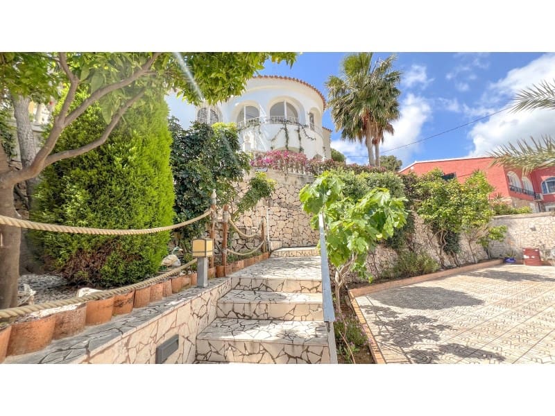 4 chambre Villa/Maison à vendre à Calpe / Calp avec piscine - 650 000 € (Ref: 9311306)