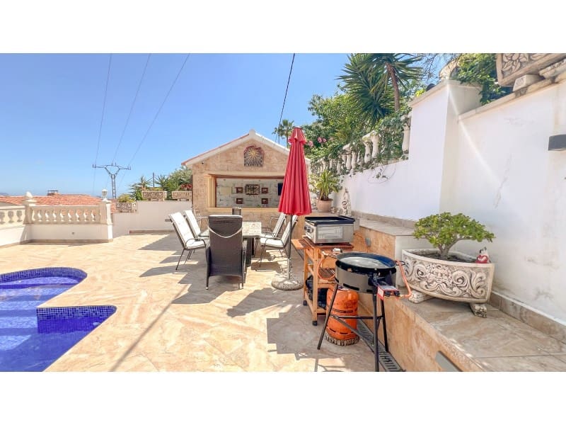 4 chambre Villa/Maison à vendre à Calpe / Calp avec piscine - 650 000 € (Ref: 9311306)