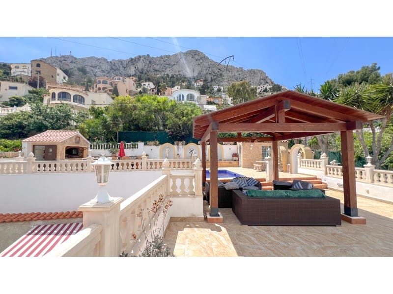 4 chambre Villa/Maison à vendre à Calpe / Calp avec piscine - 650 000 € (Ref: 9311306)