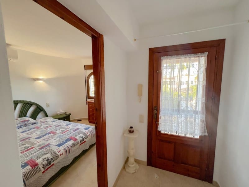 4 bedroom Villa for sale in Calpe / Calp with garage - € 790,000 (Ref: 9311308)