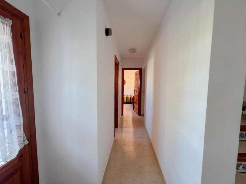 4 bedroom Villa for sale in Calpe / Calp with garage - € 790,000 (Ref: 9311308)