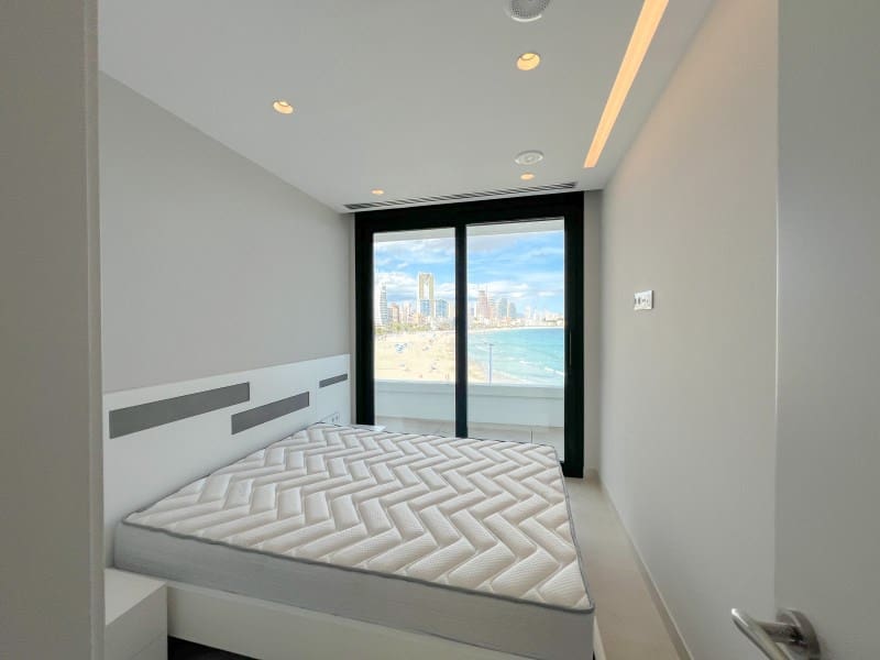 4 slaapkamer Appartement te koop in Benidorm - € 1.650.000 (Ref: 9311309)