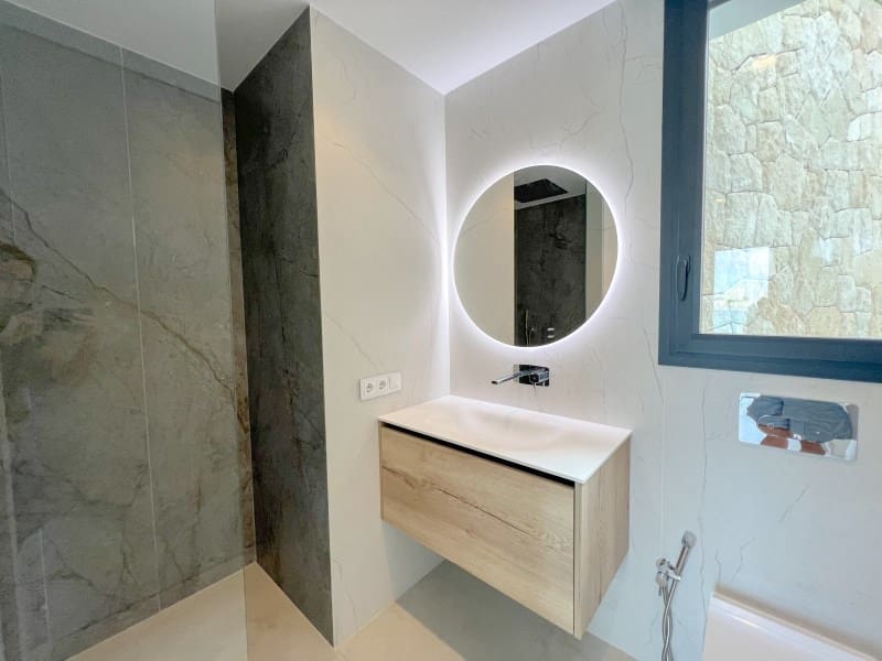 4 slaapkamer Appartement te koop in Benidorm - € 1.650.000 (Ref: 9311309)