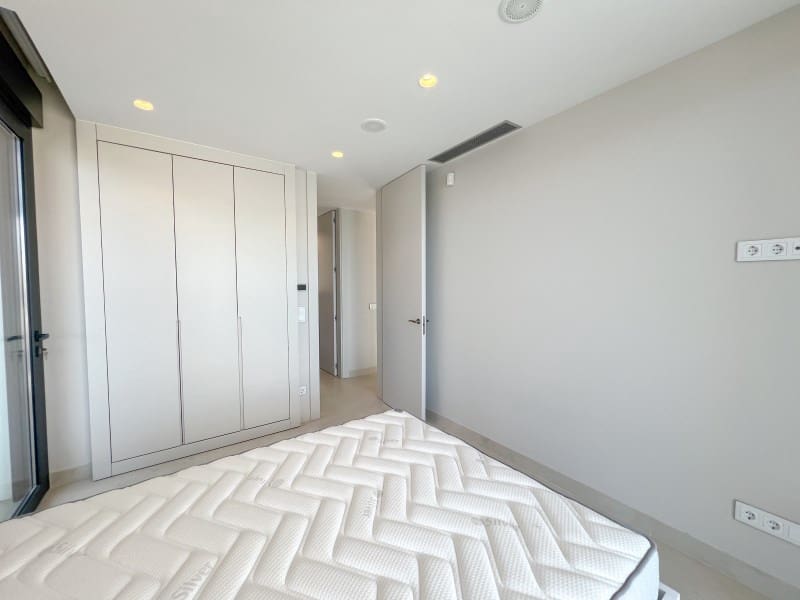 4 slaapkamer Appartement te koop in Benidorm - € 1.650.000 (Ref: 9311309)