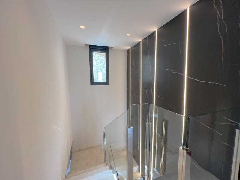 4 slaapkamer Appartement te koop in Benidorm - € 1.650.000 (Ref: 9311309)