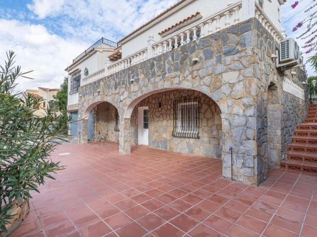 7 makuuhuone Huvila myytävänä paikassa Manzanera - Tosal, Calpe / Calp mukana 
autotalli - 650 000 € (Ref: 9311310)