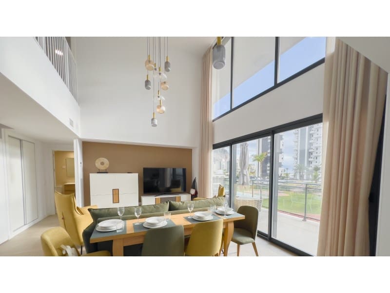 3 bedroom Apartment for sale in Calpe / Calp with pool - € 649,000 (Ref: 9312608)