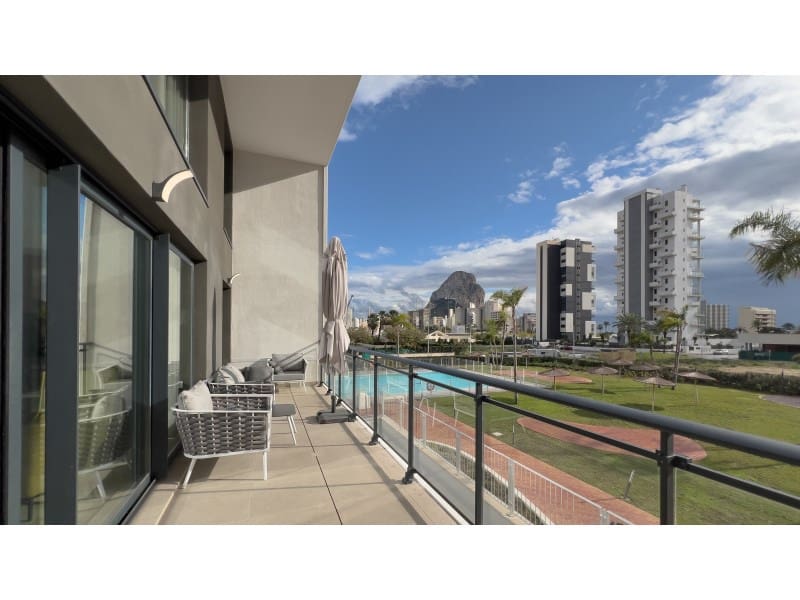 3 bedroom Apartment for sale in Calpe / Calp with pool - € 649,000 (Ref: 9312608)