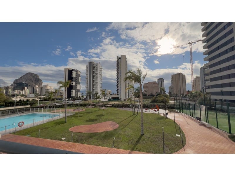 3 bedroom Apartment for sale in Calpe / Calp with pool - € 649,000 (Ref: 9312608)