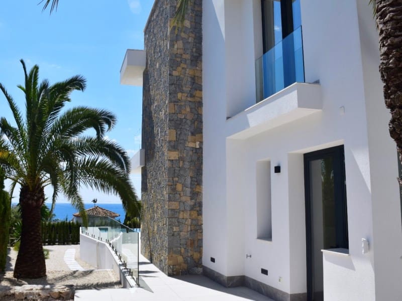 5 bedroom Villa for sale in Calpe / Calp with garage - € 3,900,000 (Ref: 9312618)