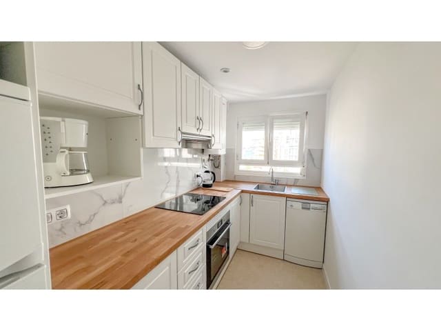 2 bedroom Apartment for sale in Puerto, Calpe / Calp - € 345,000 (Ref: 9312622)