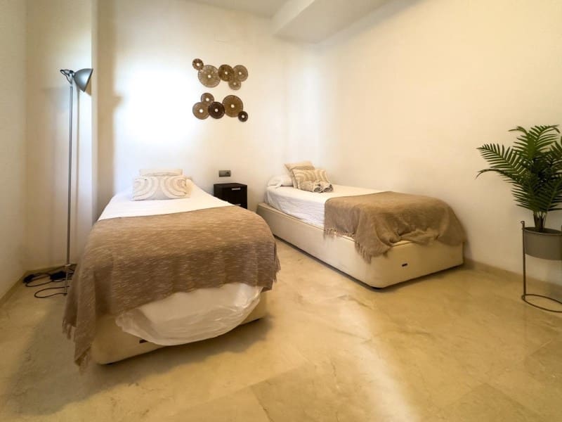 5 makuuhuone Huvila myytävänä paikassa Calpe / Calp mukana uima-altaan - 1 575 000 € (Ref: 9312625)