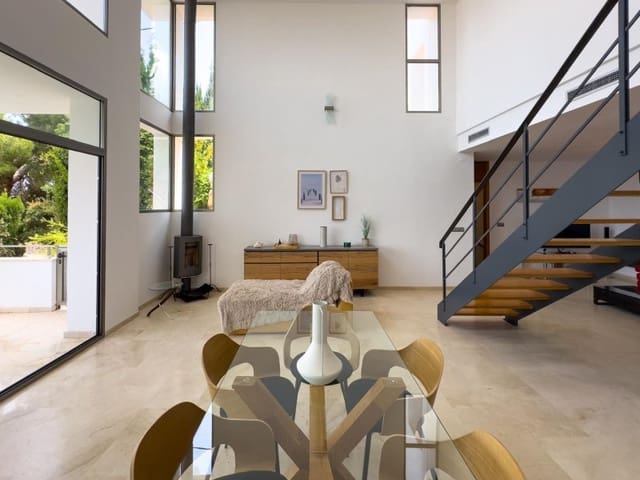 Chalet de 5 habitaciones en Oltamar - Cucarres, Calpe / Calp en venta con piscina - 1.575.000 € (Ref: 9312625)