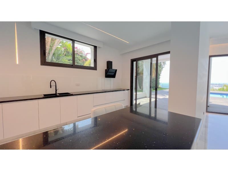 Chalet de 5 habitaciones en Altea en venta con garaje - 2.180.000 € (Ref: 9312626)