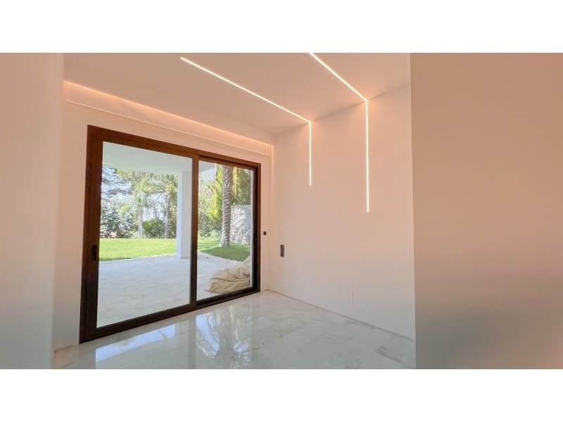 Chalet de 5 habitaciones en Altea en venta con garaje - 2.180.000 € (Ref: 9312626)