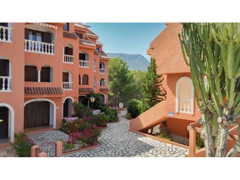 3 soverom Bungalow til salgs i Calpe / Calp med garasje - € 499 000 (Ref: 9312627)