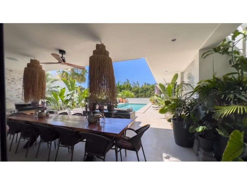 4 quarto Moradia para venda em Calpe / Calp com piscina garagem - 1 600 000 € (Ref: 9312631)