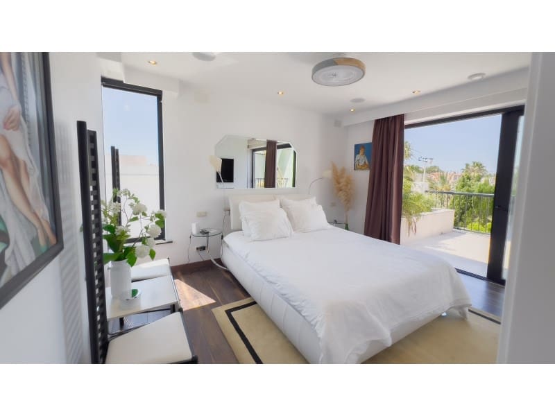 4 quarto Moradia para venda em Calpe / Calp com piscina garagem - 1 600 000 € (Ref: 9312631)