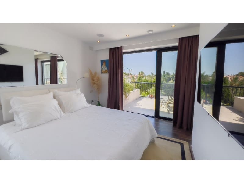 4 quarto Moradia para venda em Calpe / Calp com piscina garagem - 1 600 000 € (Ref: 9312631)