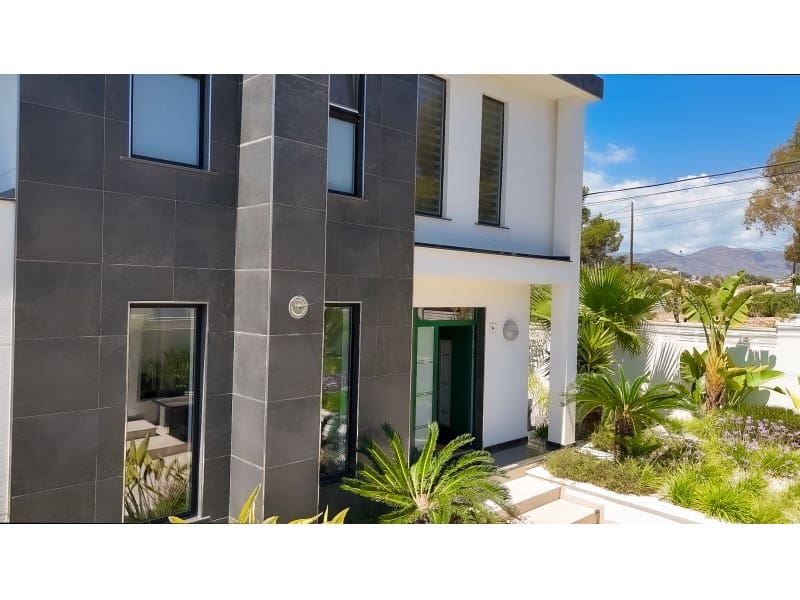 4 quarto Moradia para venda em Calpe / Calp com piscina garagem - 1 600 000 € (Ref: 9312631)