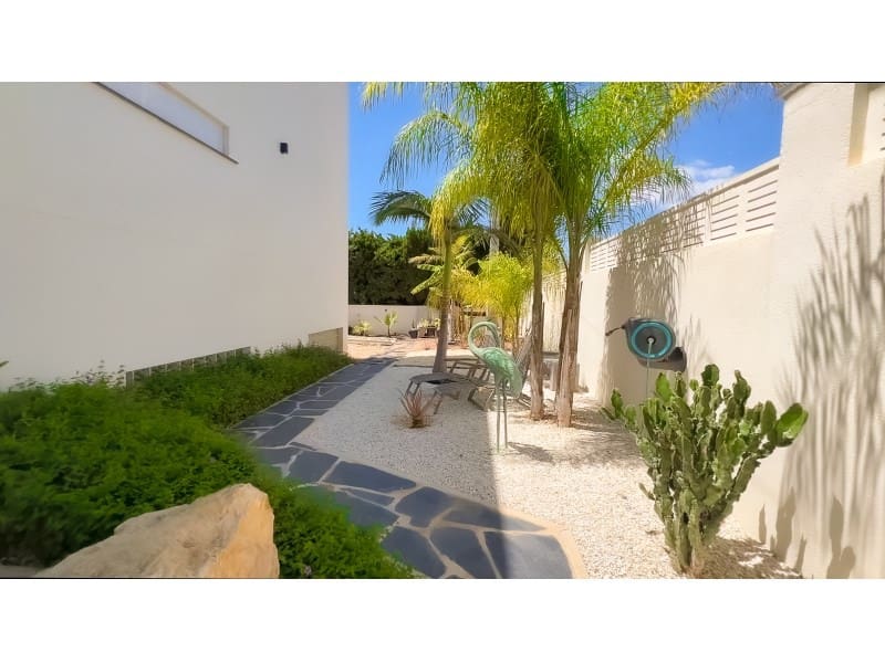 4 quarto Moradia para venda em Calpe / Calp com piscina garagem - 1 600 000 € (Ref: 9312631)