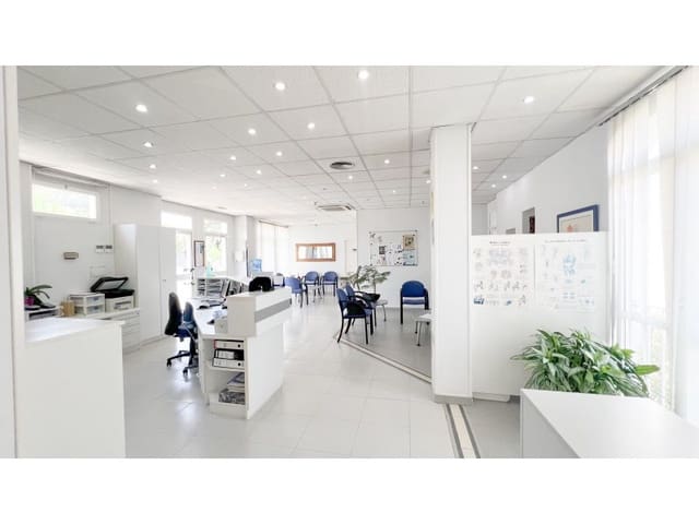 Business for sale in Barranco Hondo, La Nucia - € 1,150,000 (Ref: 9312632)