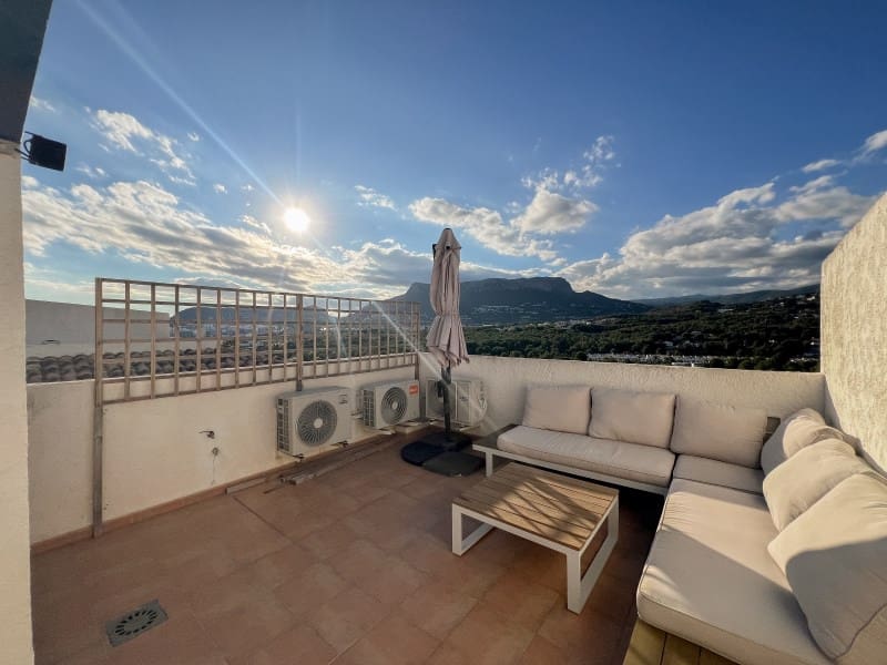 2 bedroom Apartment for sale in Calpe / Calp - € 254,900 (Ref: 9356772)