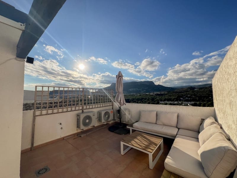 2 bedroom Apartment for sale in Calpe / Calp - € 254,900 (Ref: 9356772)