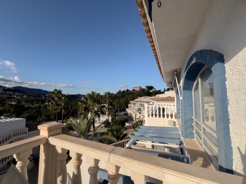 2 bedroom Apartment for sale in Calpe / Calp - € 254,900 (Ref: 9356772)