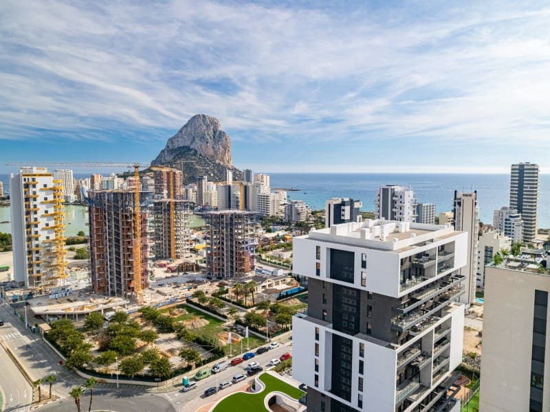 3 bedroom Apartment for sale in Calpe / Calp with garage - € 499,000 (Ref: 9359775)