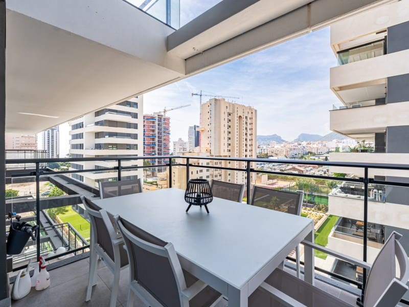3 bedroom Apartment for sale in Calpe / Calp with garage - € 499,000 (Ref: 9359775)