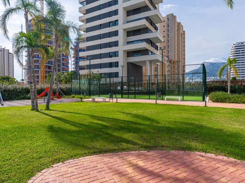 3 bedroom Apartment for sale in Calpe / Calp with garage - € 499,000 (Ref: 9359775)