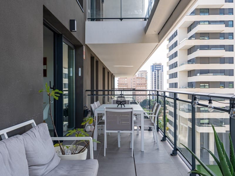 3 bedroom Apartment for sale in Calpe / Calp with garage - € 499,000 (Ref: 9359775)