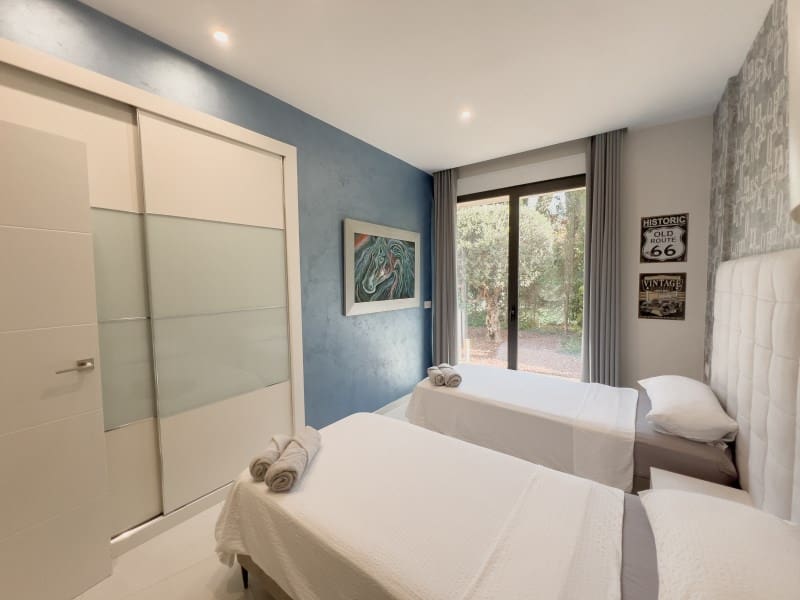 4 bedroom Villa for sale in Calpe / Calp - € 1,899,000 (Ref: 9362832)