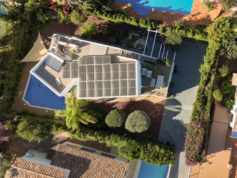 4 bedroom Villa for sale in Calpe / Calp - € 1,899,000 (Ref: 9362832)