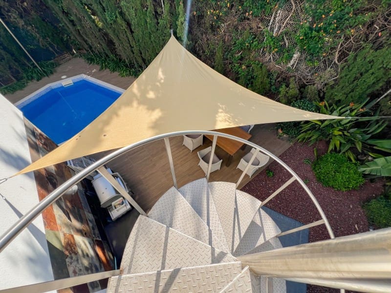 4 bedroom Villa for sale in Calpe / Calp - € 1,899,000 (Ref: 9362832)