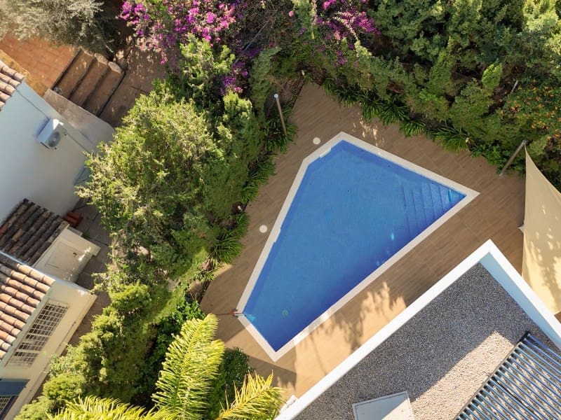 4 bedroom Villa for sale in Calpe / Calp - € 1,899,000 (Ref: 9362832)