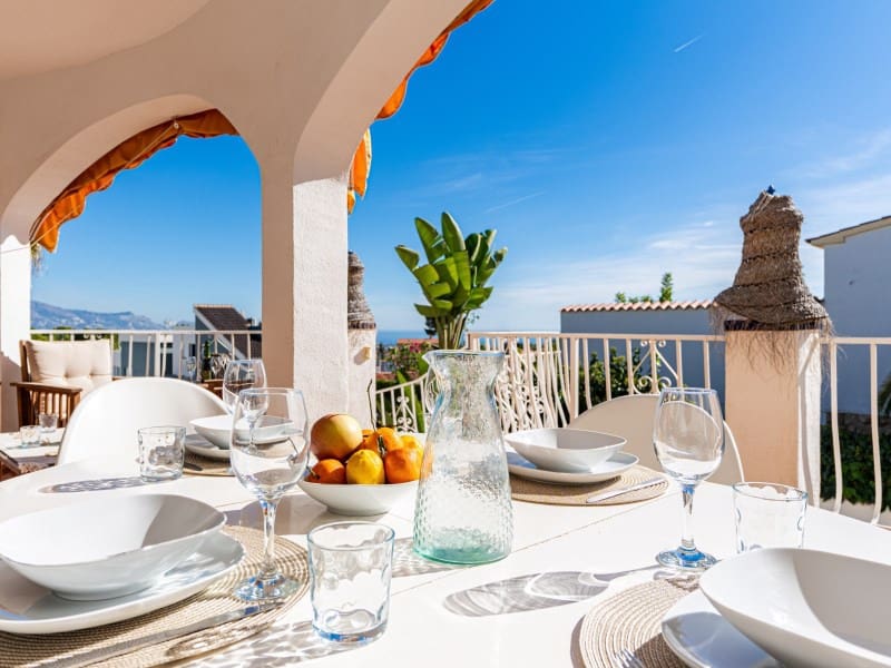 5 chambre Villa/Maison à vendre à La Nucia avec piscine - 730 000 € (Ref: 9394038)