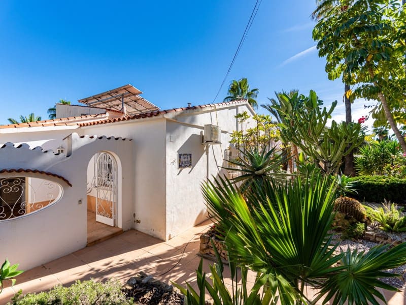 5 chambre Villa/Maison à vendre à La Nucia avec piscine - 730 000 € (Ref: 9394038)