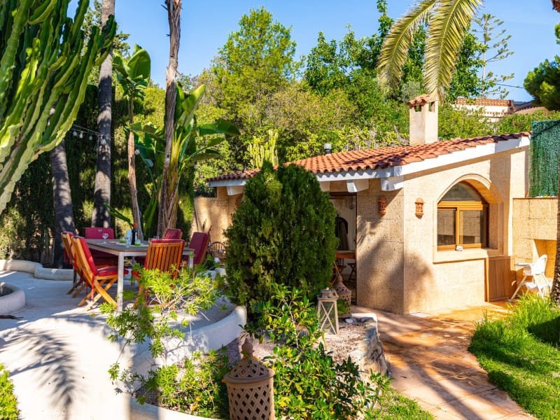 5 chambre Villa/Maison à vendre à La Nucia avec piscine - 730 000 € (Ref: 9394038)