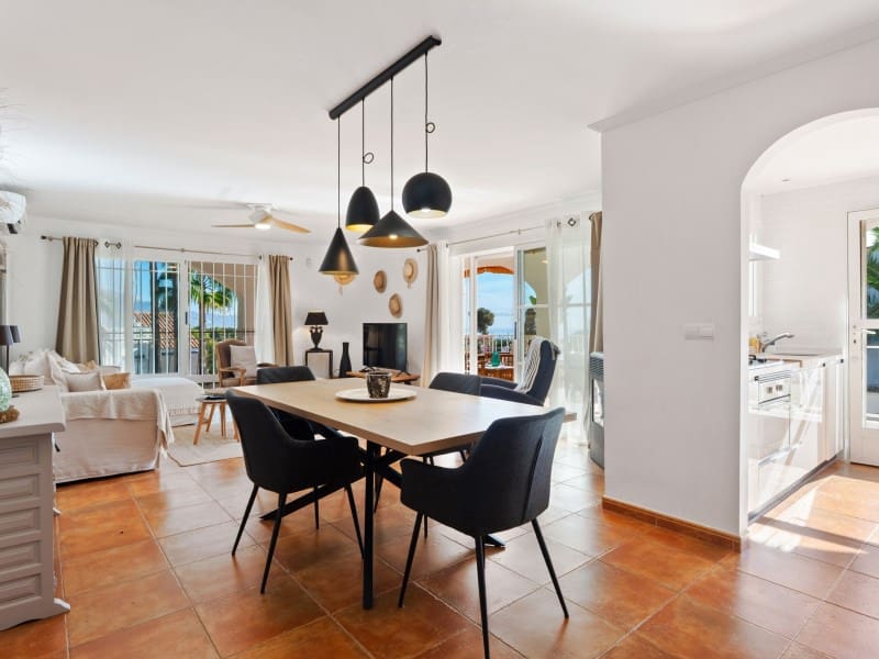 5 chambre Villa/Maison à vendre à La Nucia avec piscine - 730 000 € (Ref: 9394038)