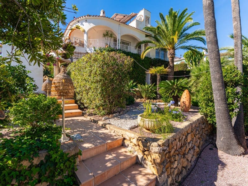 5 chambre Villa/Maison à vendre à La Nucia avec piscine - 730 000 € (Ref: 9394038)