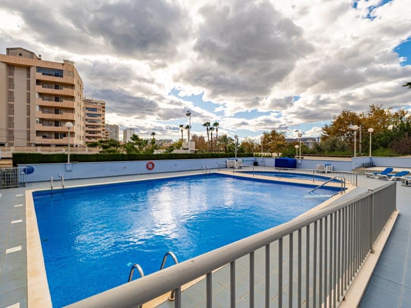 2 Zimmer Apartment zu verkaufen in Calpe / Calp mit Pool - 480.000 € (Ref: 9394039)