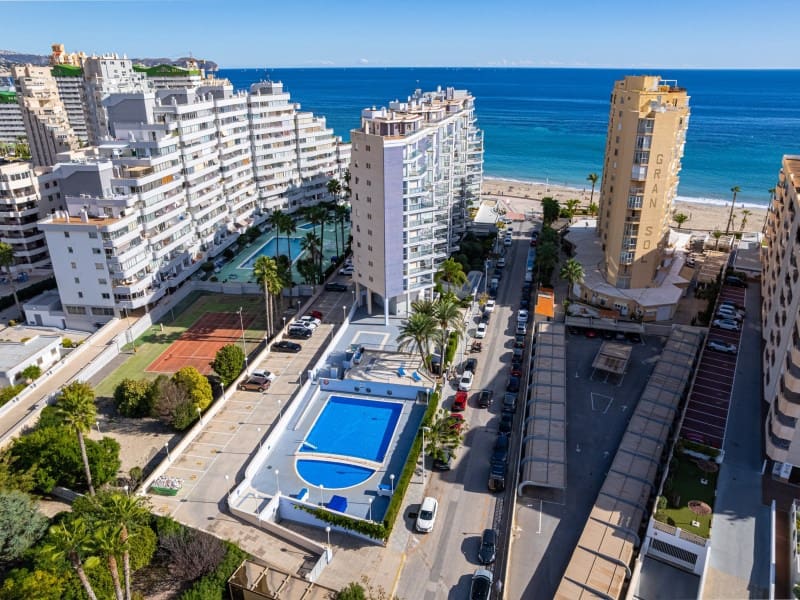 2 Zimmer Apartment zu verkaufen in Calpe / Calp mit Pool - 480.000 € (Ref: 9394039)