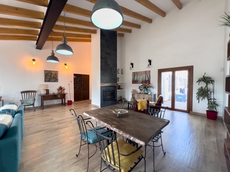 6 bedroom Villa for sale in Albir - € 1,495,000 (Ref: 9394041)