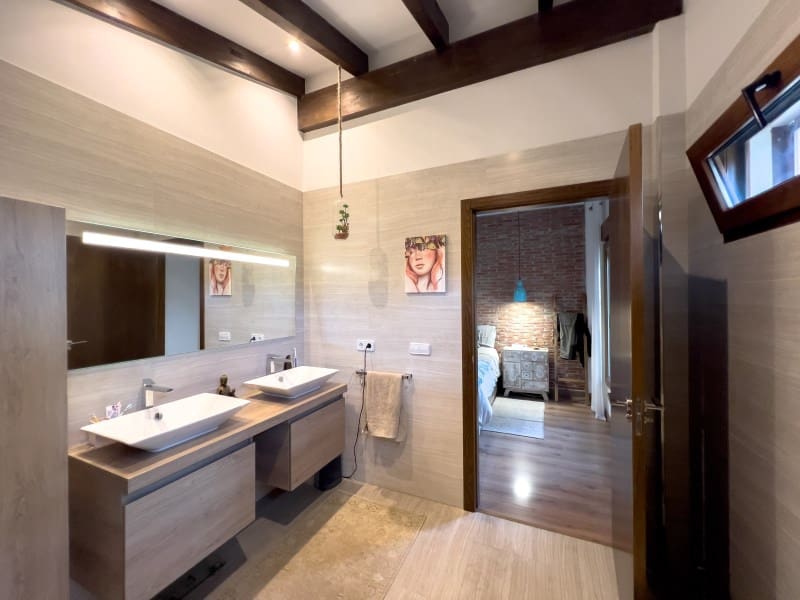 6 bedroom Villa for sale in Albir - € 1,495,000 (Ref: 9394041)