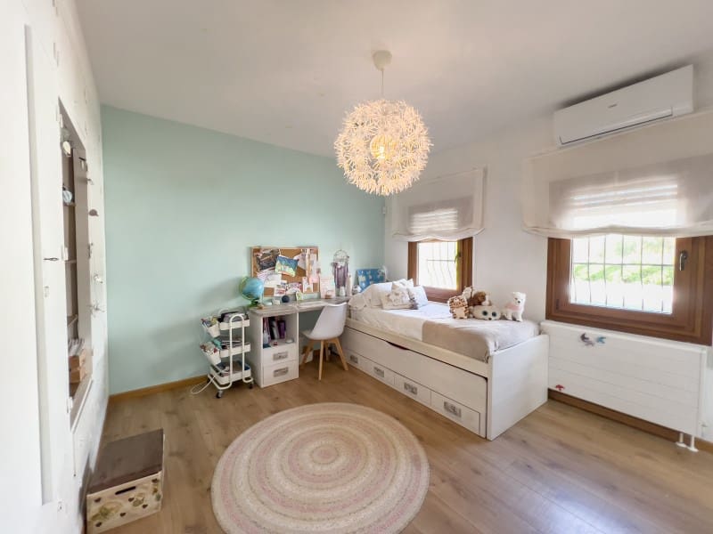 6 bedroom Villa for sale in Albir - € 1,495,000 (Ref: 9394041)