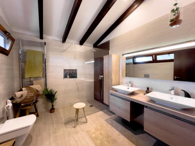 6 bedroom Villa for sale in Albir - € 1,495,000 (Ref: 9394041)