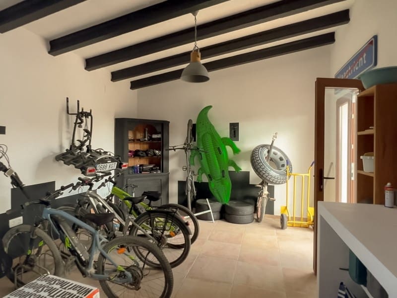 6 bedroom Villa for sale in Albir - € 1,495,000 (Ref: 9394041)